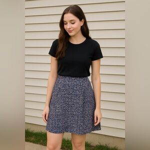 Florar Skirt with side pockets